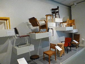 HEL DesignMuseum Furniture